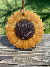 Load image into Gallery viewer, Sunflower Car Freshener(large)
